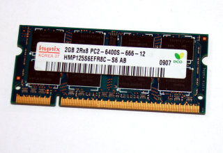 2 GB DDR2 RAM 200-pin SO-DIMM 2Rx8 PC2-6400S  Hynix HMP125S6EFR8C-S6 AB
