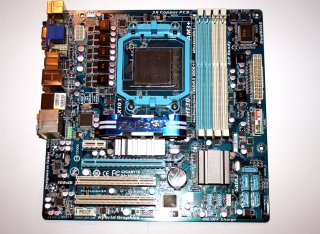 Mainboard µATX AMD AM3+ 4xDDR3 USB3 VGA/Sound Gigabyte GA-880GM-USB3 Rev. 3.1