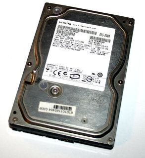 250 GB Festplatte 3,5" SATA-II Hitachi HDT721025SLA380   Deskstar 7K1000.B  7200 U/min, 8 MB Cache