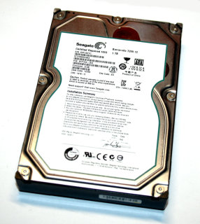 1 TB Festplatte 3,5" SATA-III 6 Gb/s Seagate ST31000524AS  7200 U/min 32 MB Cache
