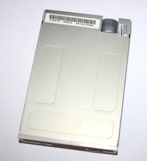 3,5" Disketten-Laufwerk (DD-Floppy 720kb / HD-Floppy 1,44 MB) Mitsumi D359T5  Frontblende: beige