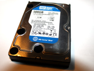 500 GB Festplatte IDE (ATA/100)  WesternDigital WD5000AAKB-00H8A0   7200 U/min, 16 MB Cache