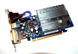 PCI Express Grafikkarte  ASUS EN7500LE/HTD/P/128M/FSC/SI   GeForce 7500LE / 128 MB DDR2