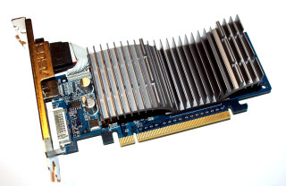 PCI Express Grafikkarte Asus EN210 SILENT/DI/512MD2(LP)  NVIDIA GeForce 210 / 512 MB DDR2 / DirectX 10.1 / VGA+DVI+HDMI