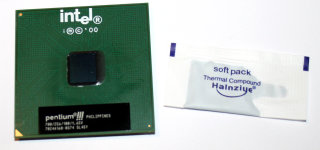 Intel Pentium III Prozessor 700 MHz, Socket 370  SL45Y  Coppermine-Core, 256kB Cache, 100 MHz FSB, 1.65V
