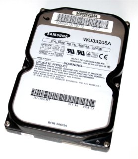 3,2 GB Harddisk 3,5" IDE  Samsung WU33205A   ATA-33, 128kB Cache, 5400 rpm