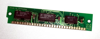256 kB Simm 30-pin Parity 80 ns 3-Chip   Chips: 2x Fujitsu 81C4256A-70L + 1x Hyundai HY53C256LF-80