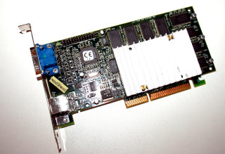 AGP Grafikkarte STB 3Dfx Voodoo3 3000 (166MHz) mit 16 MB SD-RAM, VGA/TV-Out