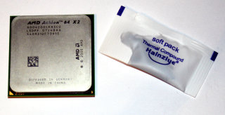 CPU AMD Athlon64 X2 4200+  ADO4200IAA5CU  1MB Cache, DualCore Sockel AM2 Processor