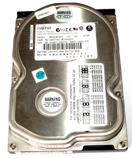 40 GB Festplatte IDE Fujitsu MPG3409AT