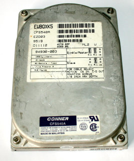 540 MB Festplatte IDE Conner CFS540A   3600 U/min, 64 kB Cache